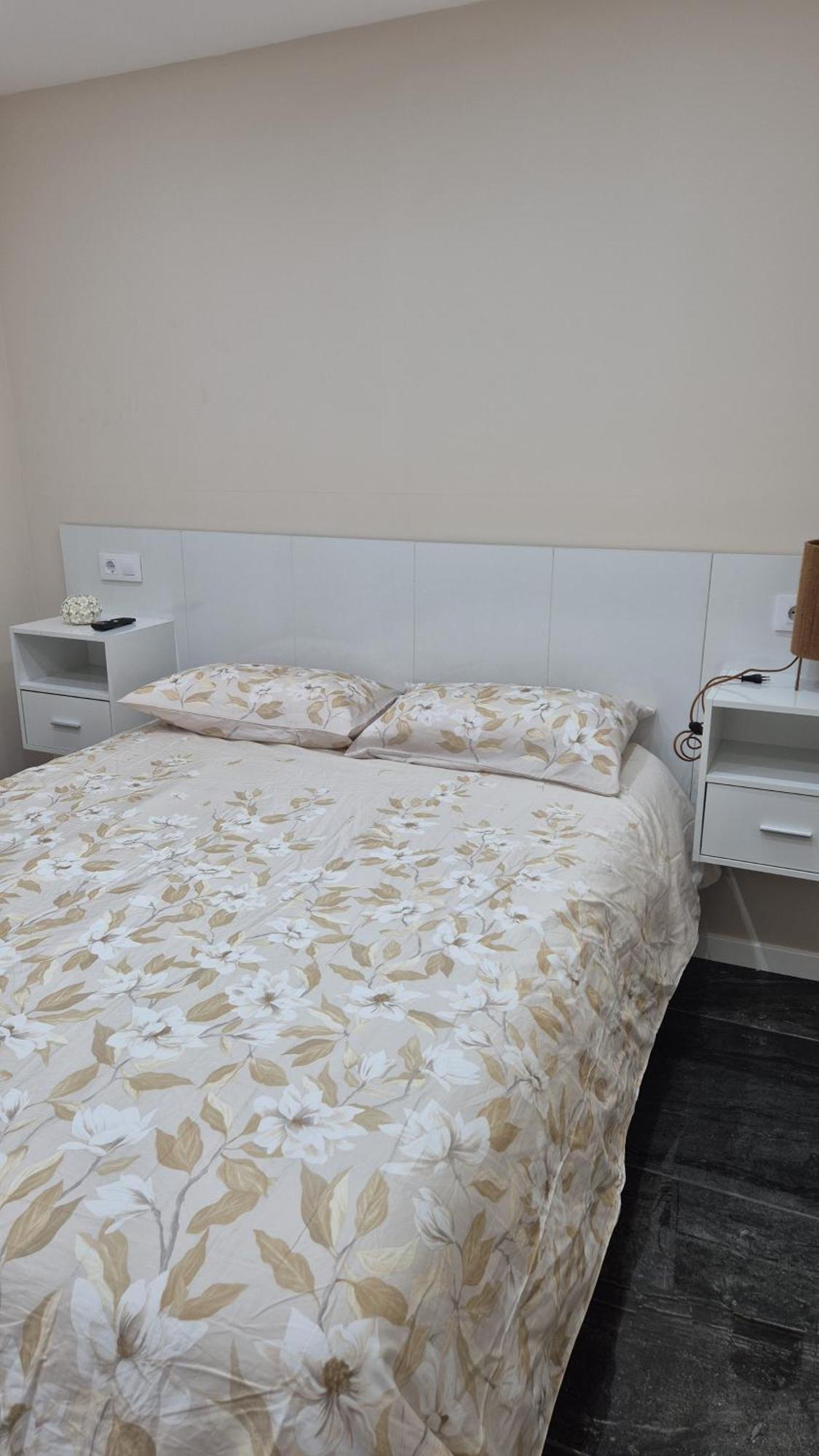 Apartamentos Puerto De Vigo Esterno foto